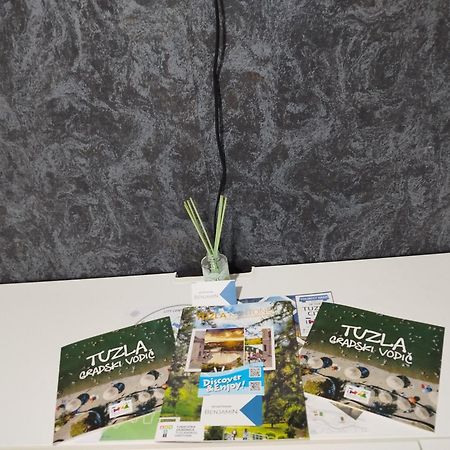 Ferienwohnung Apartman De Luxe Tuzla Exterior foto